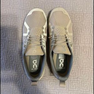 Women’s Waterproof OnCloud 9.5